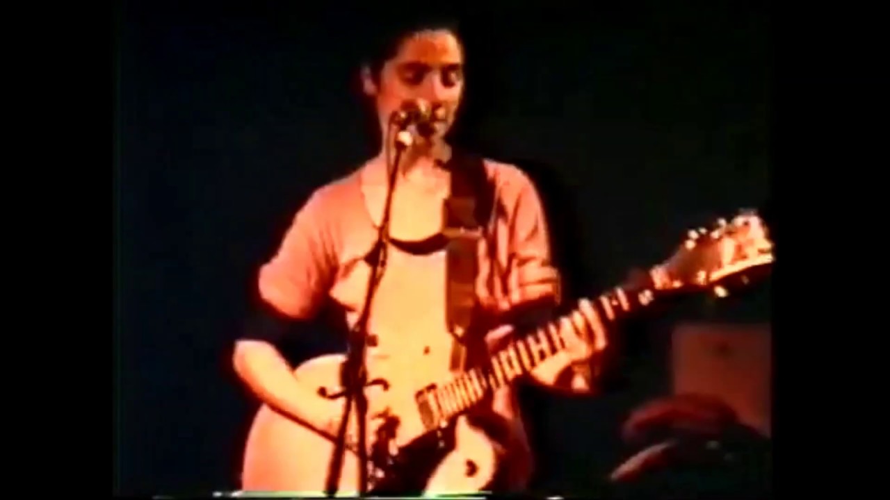 PJ Harvey - Bull And Gate Nov 9th 1991