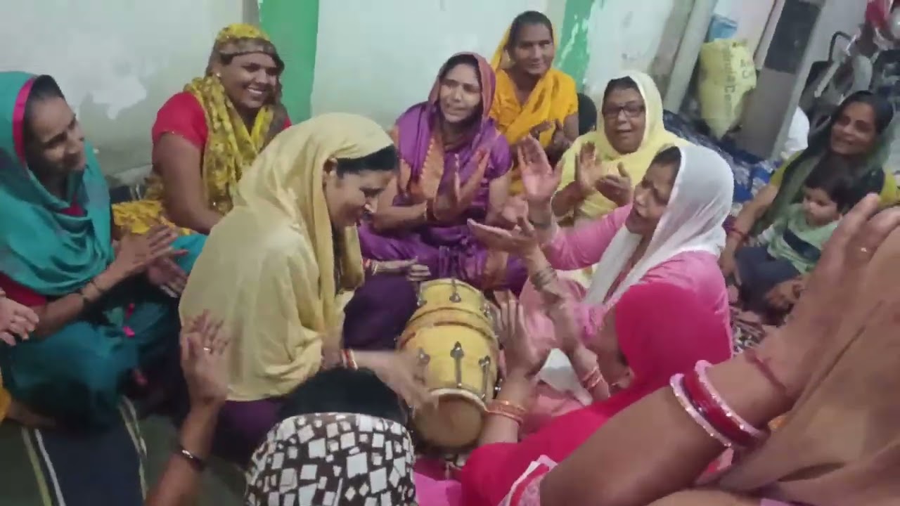 Barna geet 😂😂#trending #song #bhajan #dance 🙏🙏🙏♥️♥️♥️🌿🌹🌹🌹