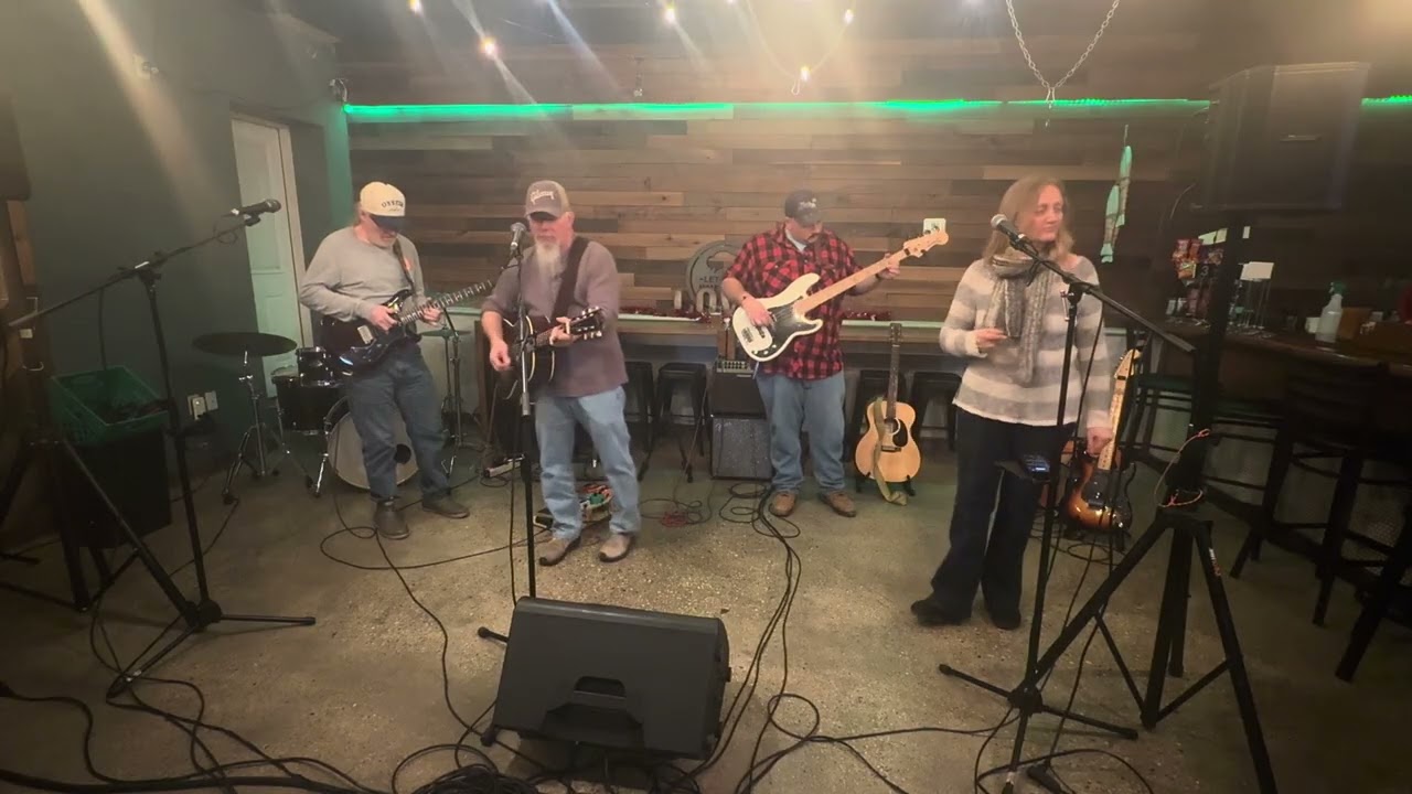 Robbie & Co. 3  February 4, 2026 @MobjackTavernOpenMic #robbie #robert #jonathan #gracie