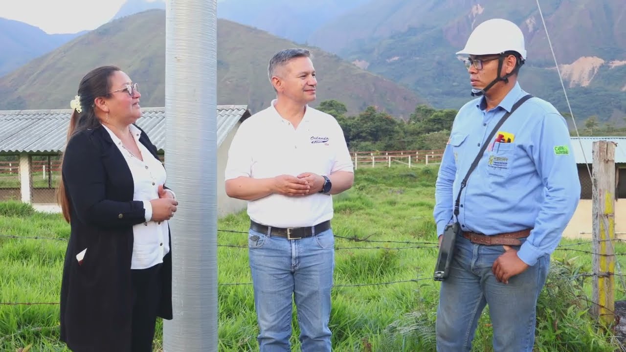 Entrega punto de energía para la granja ecológica de la I.E.R.B