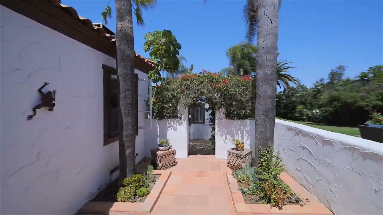 Spectacular Spanish Bungalow and Guest House on .5 acre. Vista CA