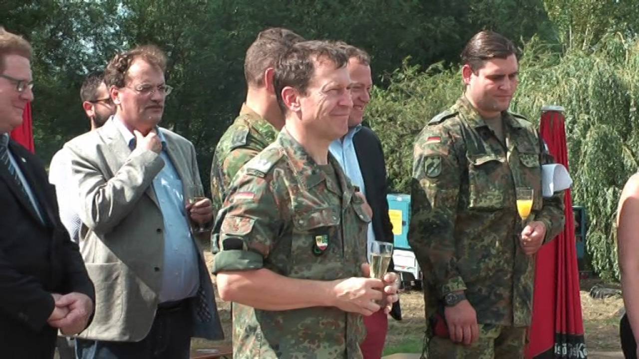 2016 BrueckenuebergabeV5