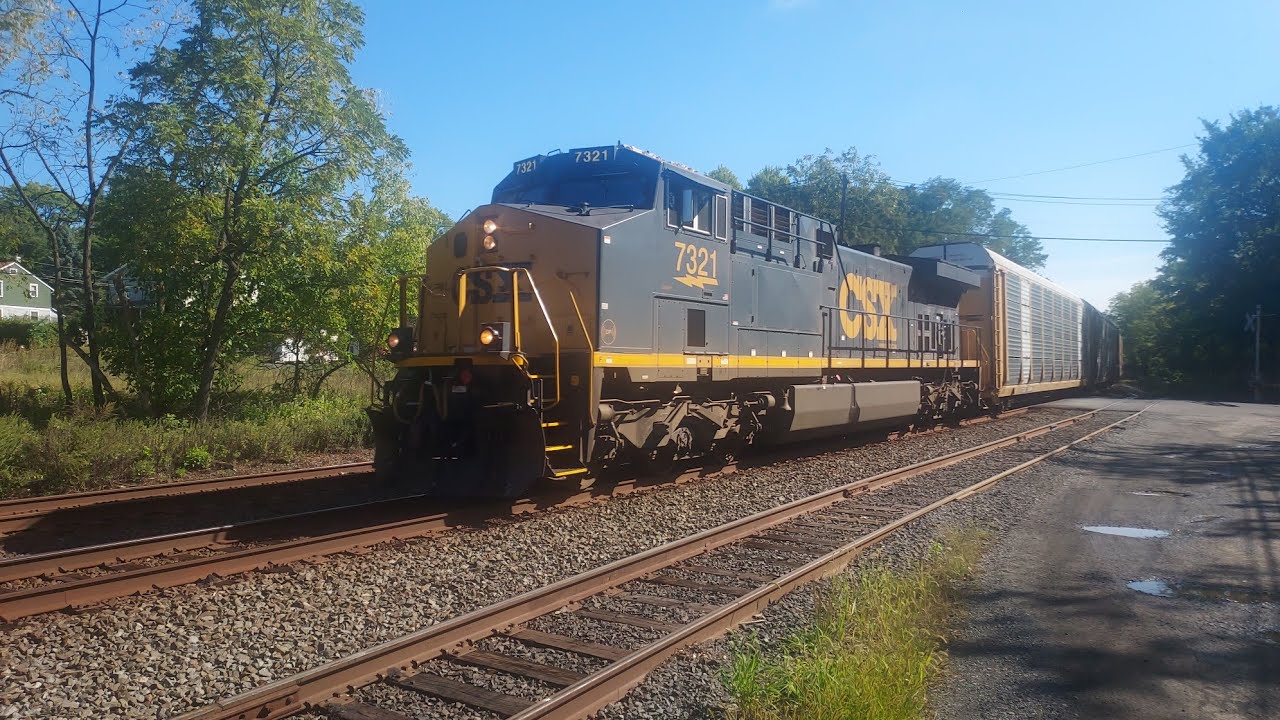 CSX 7321 CM44AH leads M218 through Piscataway! 9/28/25