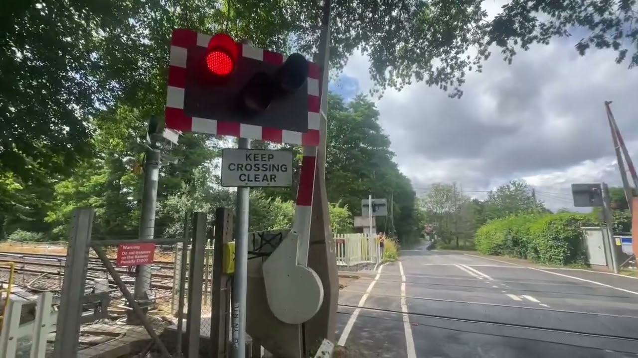 Liss level crossings with @Harbey-moob123