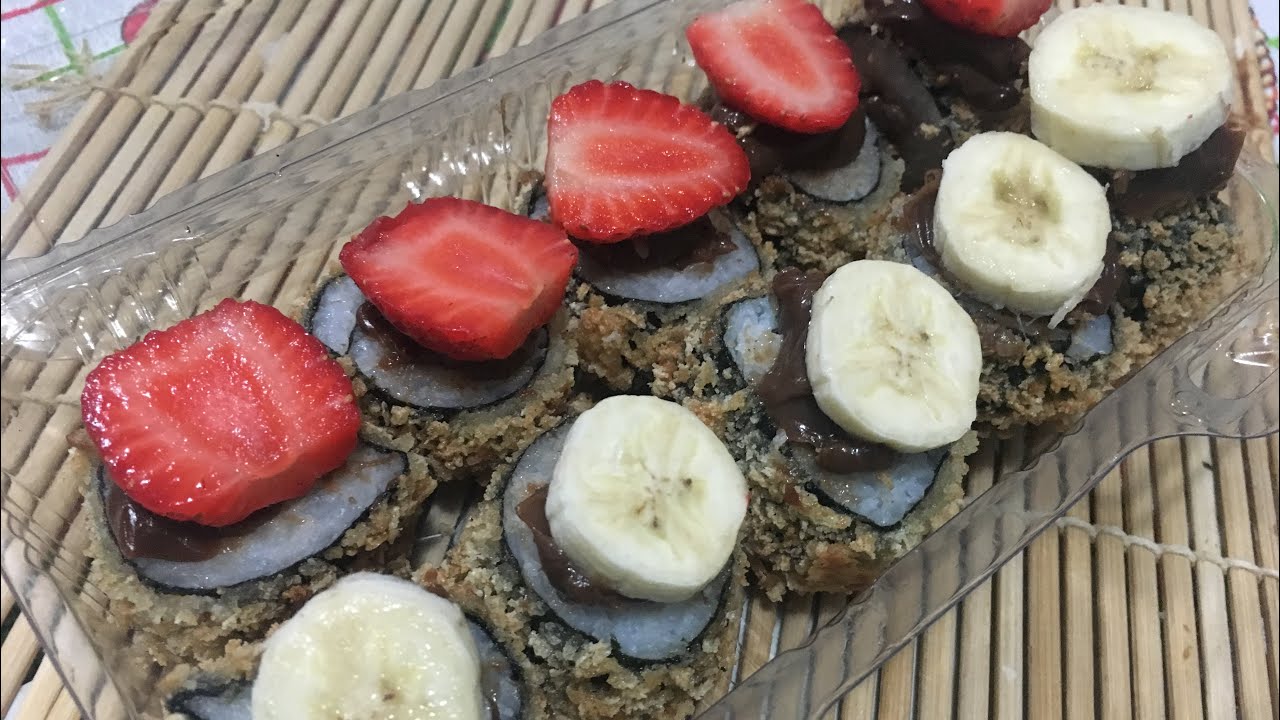 Sushi de Chocolate com Morango e Banana