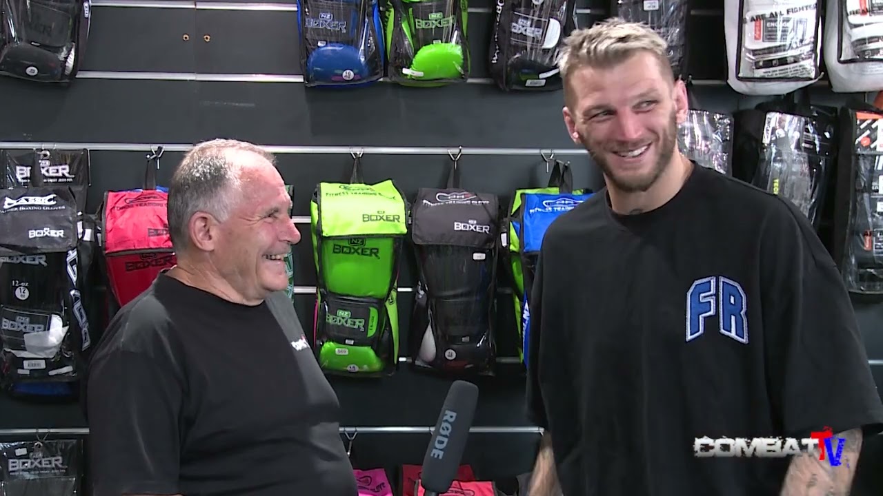 Пэдди Пимблетт перешёл черту. Дэн Хукер: Он меня разозлил. После этого пути назад нет.