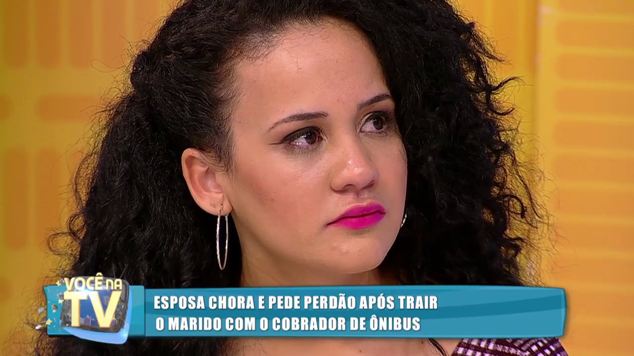 Esposa quer perdão após trair marido com cobrador de ônibus