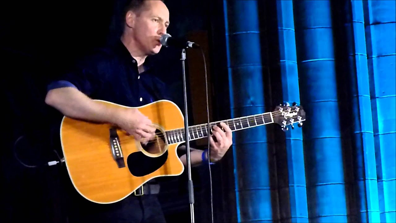 Roddy Frame - Live - Down The Dip, Paisley Abbey 27-10-12
