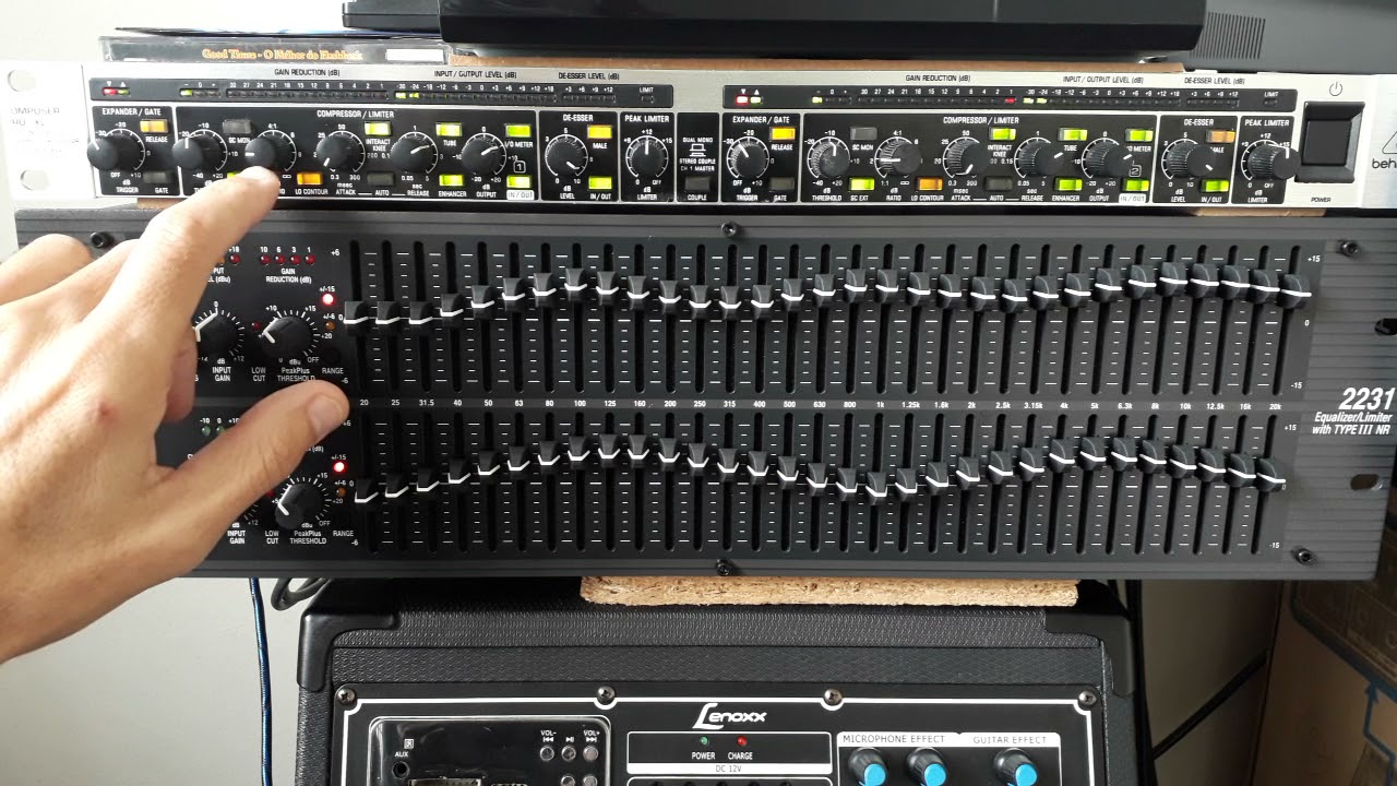 Behringer  Composer Pro-XL  MDX 2600