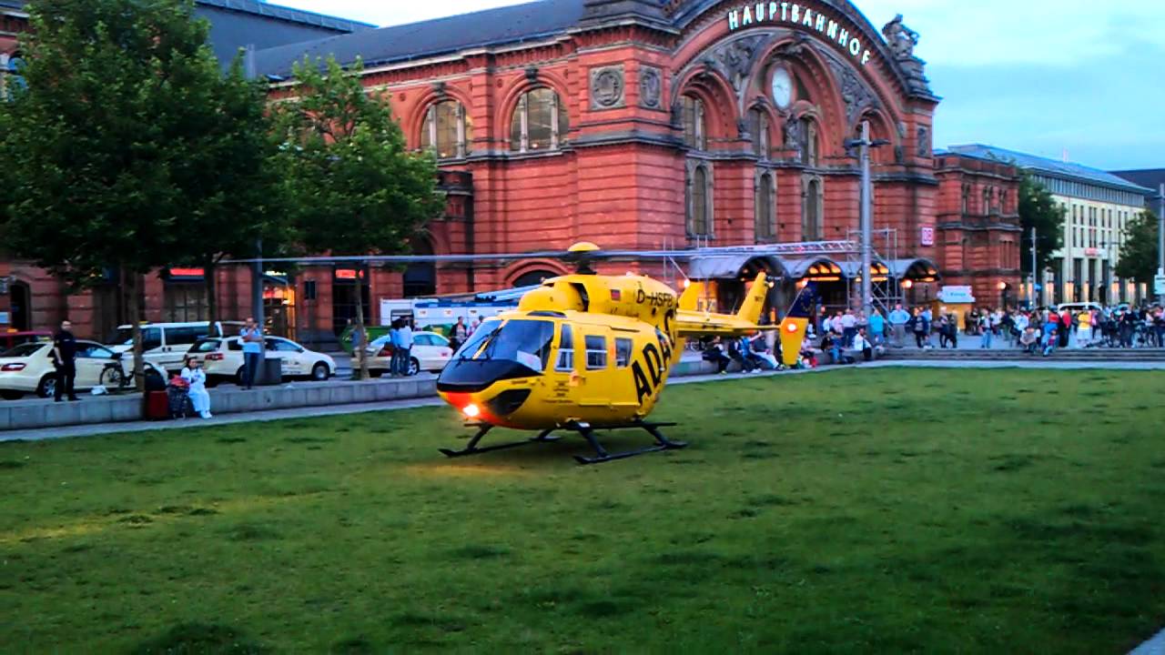 Hubschrauber Start am Bremer HBf