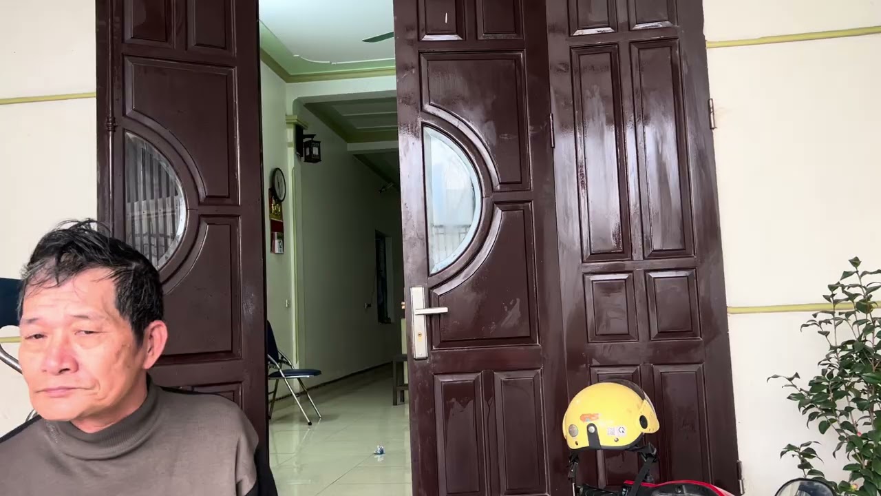 Lau cửa