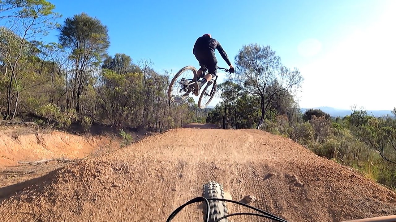 Stromlo mountain biking highlights (Evolution Jump Trail, up the anti, Trebuchet) Stromlo MTB 2.7K 