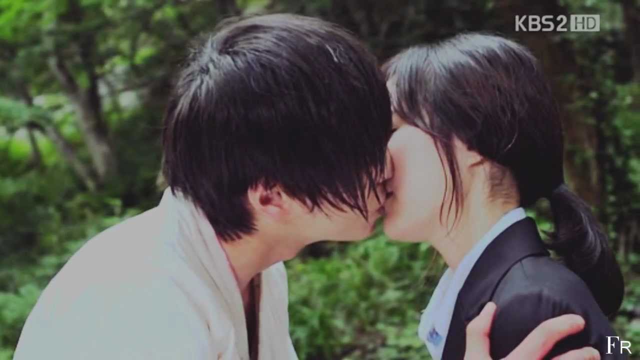 Bridal Mask MV1 || quiet like the snow.