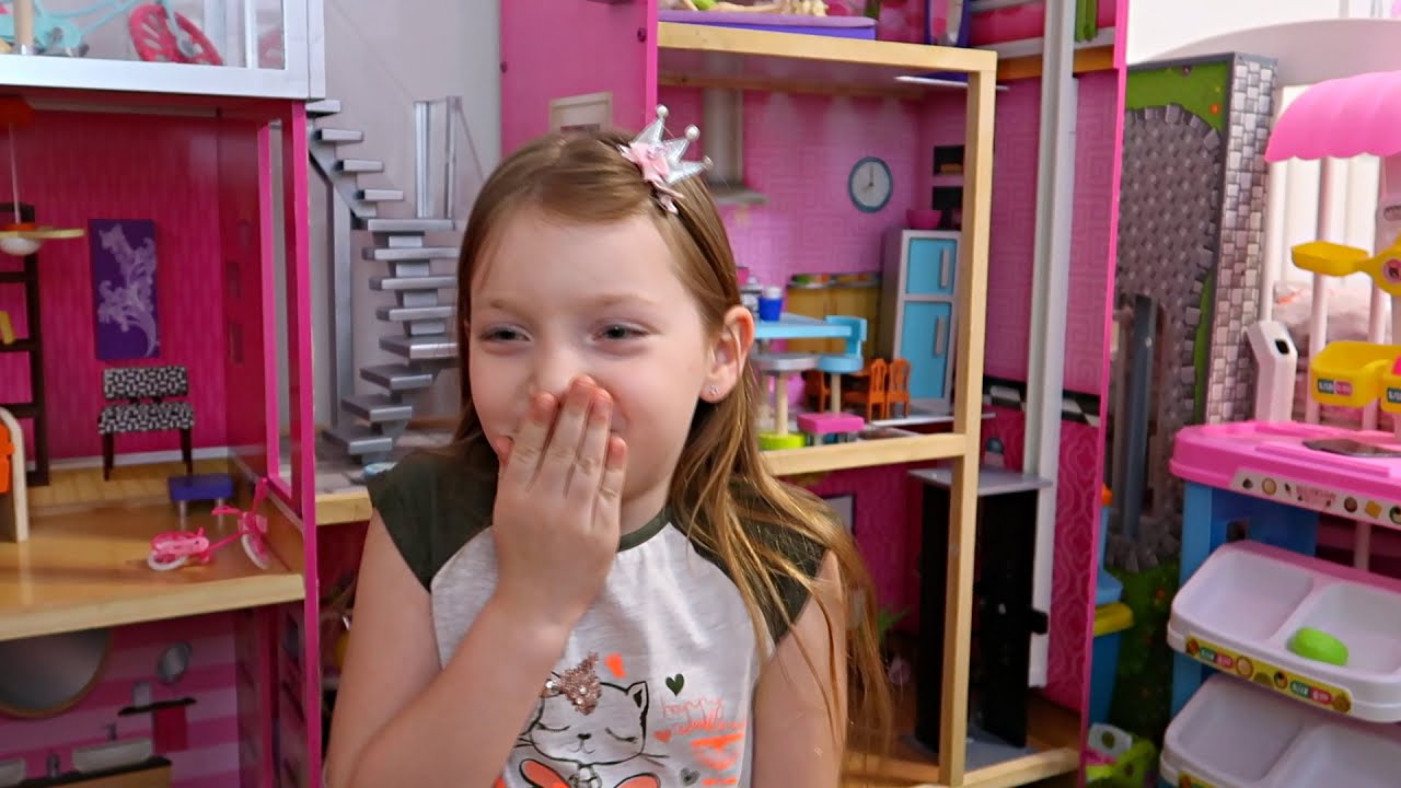 Au Vrut sa MEARGA la ZI DE NASTERE! Sofia si Sara S-AU CERTAT
