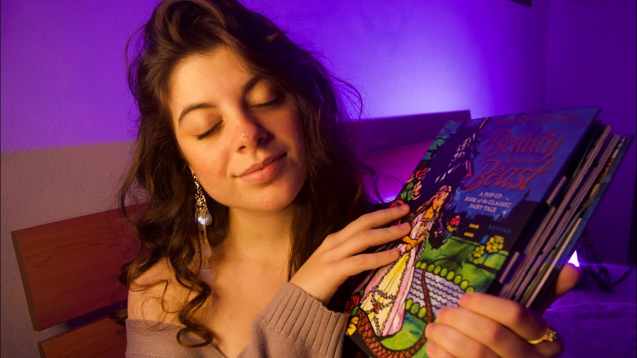 Sfogliamo un libro magico insieme *rilassante* 💜 (tracing, tapping, whispering) ASMR ITA