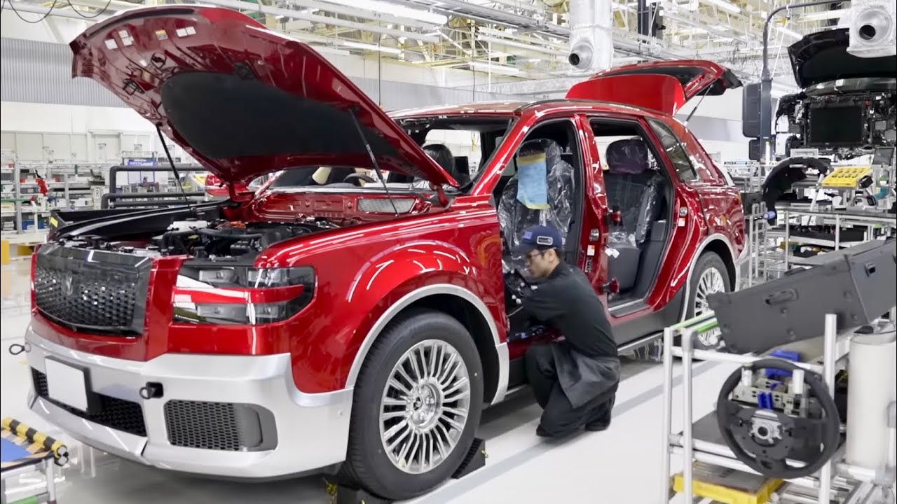 Toyota Production in Japan | Century. Prius. Mirai