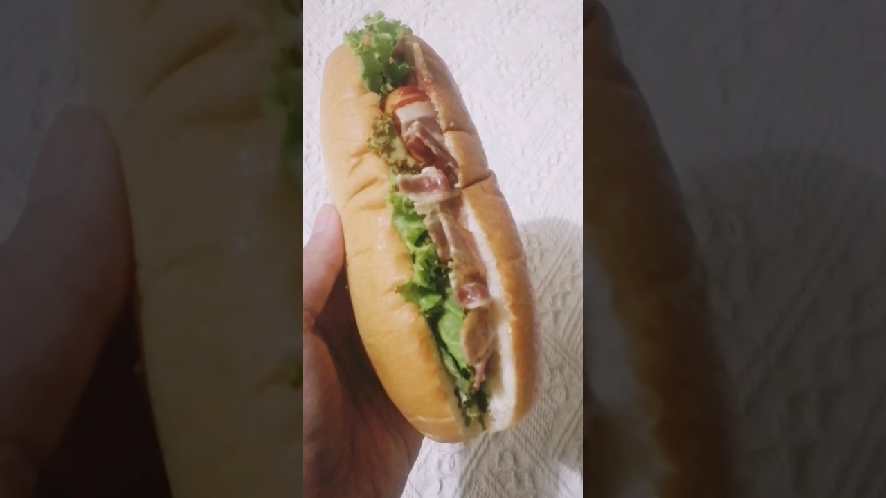 ขนมปัง​ฮอตดอก​7-11#review #รีวิว #อาหารว่าง #เบเกอร์รี่ #food