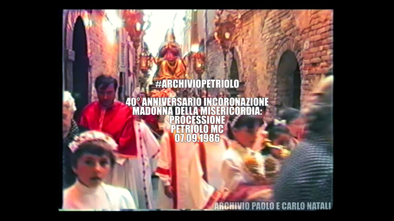 #ARCHIVIOPETRIOLO | 07.09.1986 | 40° incoronazione Madonna: processione [Archivio Natali]