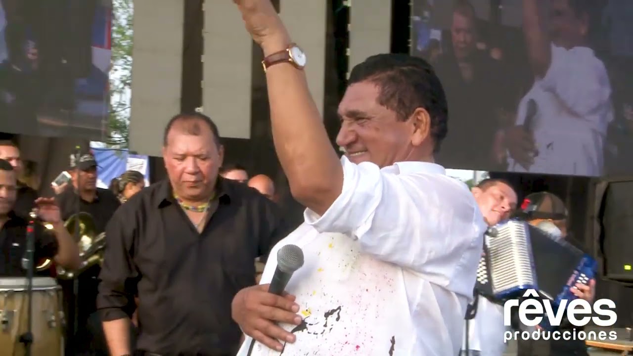 Mosaico Vallenato - Poncho Zuleta | REVES PRODUCCIONES