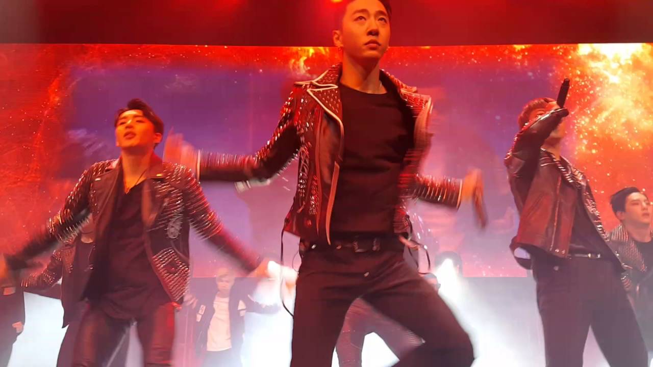 [FANCAM] B.A.P IN CHICAGO - WARRIOR