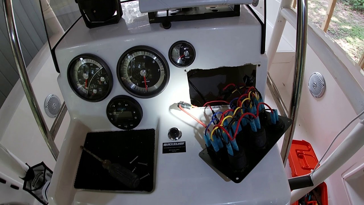 How to install a wash down pump in your boat! (Sea Flow wash down pump.)DO NOT DRILL ANOTHER HOLE!