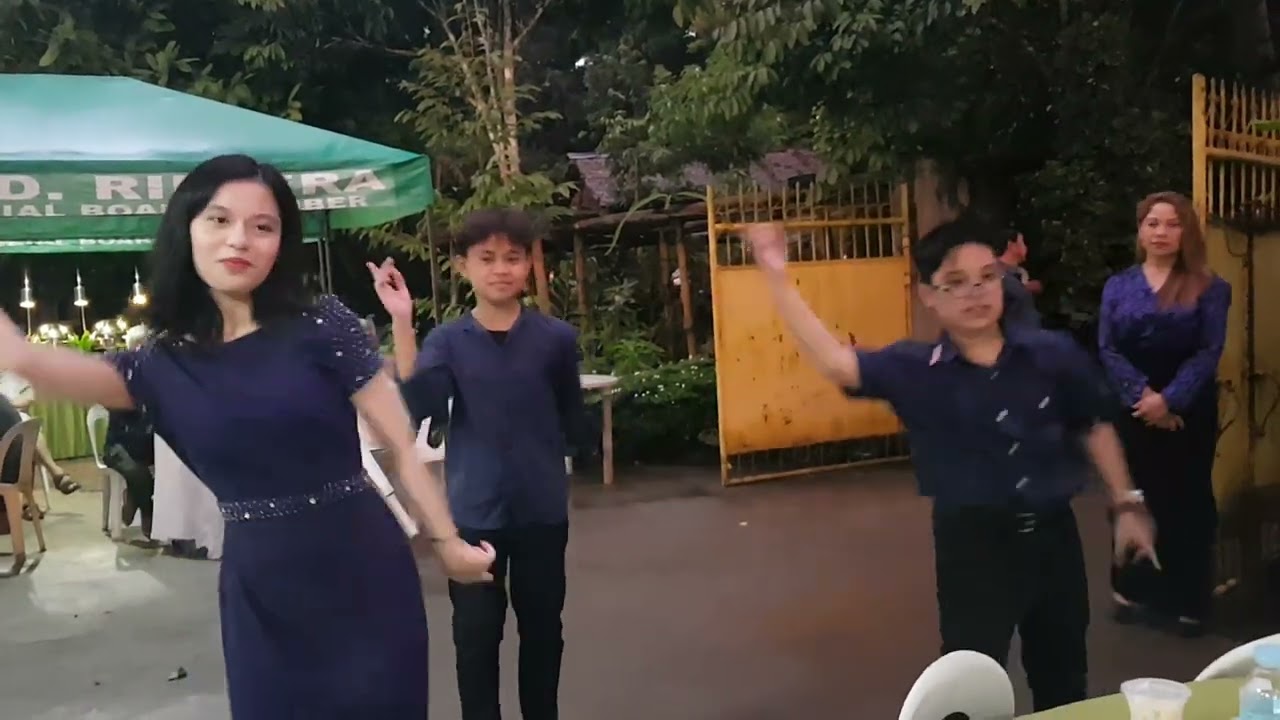 Prince & princess dancing mode. 