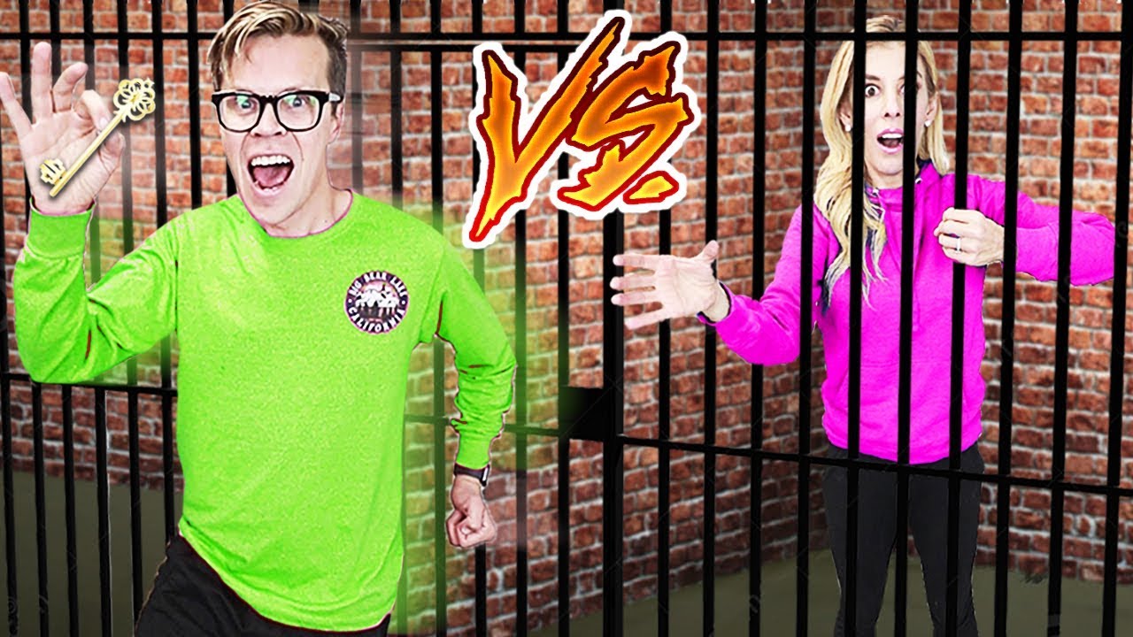 GAME MASTER Escape Room Challenge! (Husband Vs. Wife in Real Life) Rebecca Zamolo
