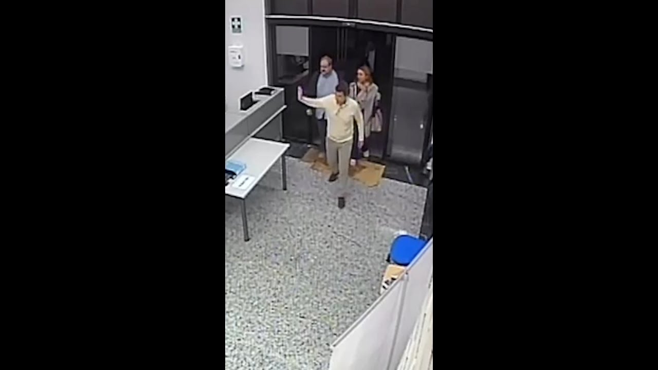 La llegada de MAZ&Oacute;N al Cecopi en el d&iacute;a de la dana #shorts