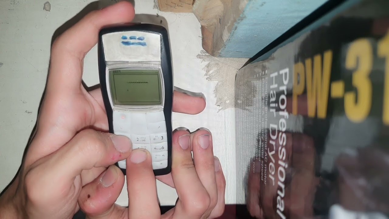 Nokia 1100 games and wallpapers