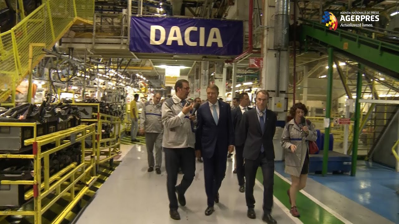 Preşedintele Iohannis, în vizită la uzina Automobile Dacia