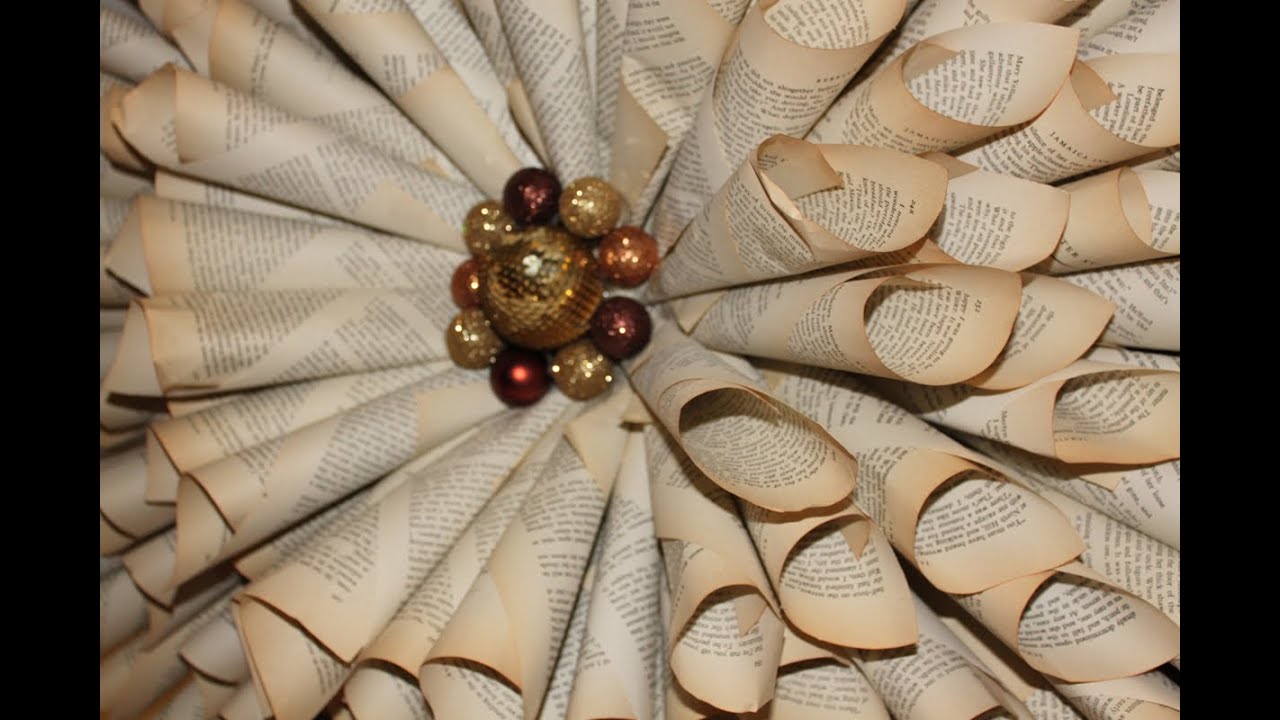 How to make your own Christmas Wreath - Vintage book paper decorations