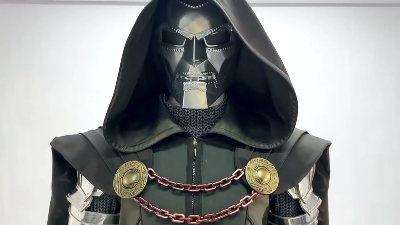 Doctor Doom Victor von Doom Cosplay