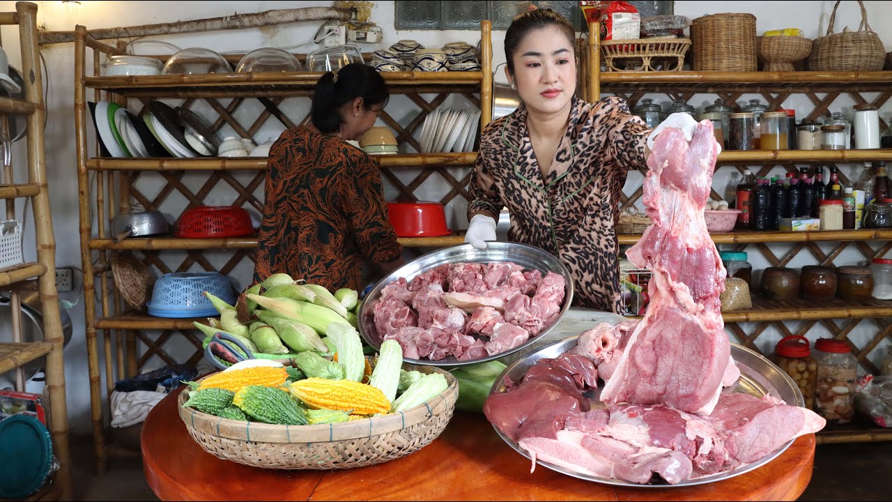 Bitter gourd, Corn, Pork cooking / Harvesting and cooking with home style