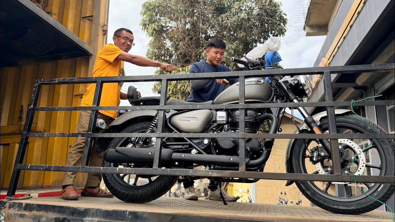 Available stocks of Royal Enfield at Kakching Motors 