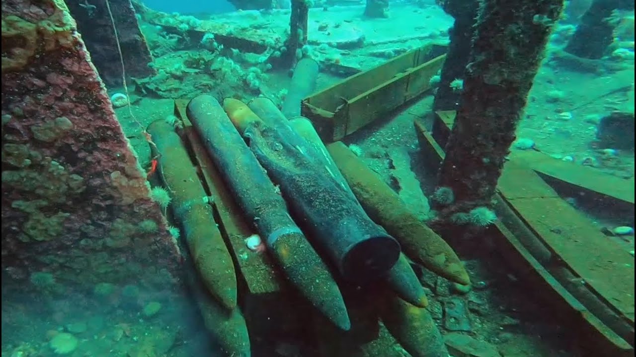 Canadian Forces divers remove unexploded shells from Bell Island shipwrecks