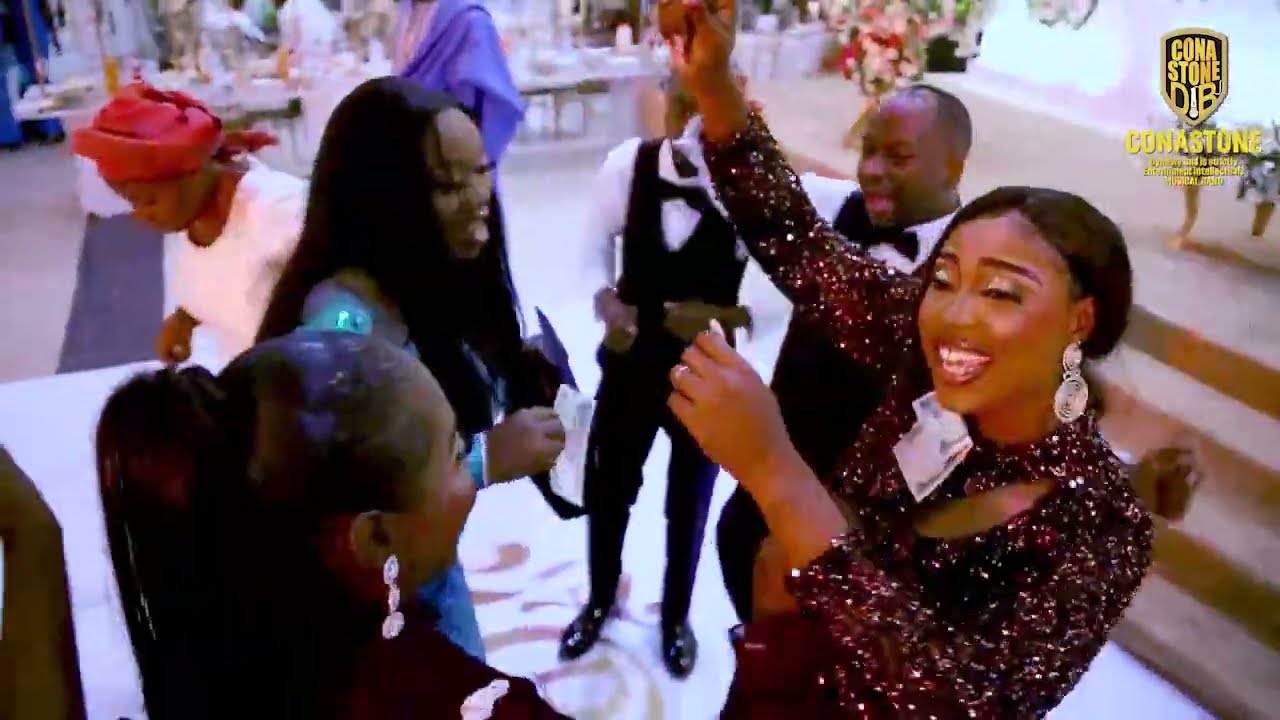 Conastone at tomisin and babafemi’s wedding in Lagos