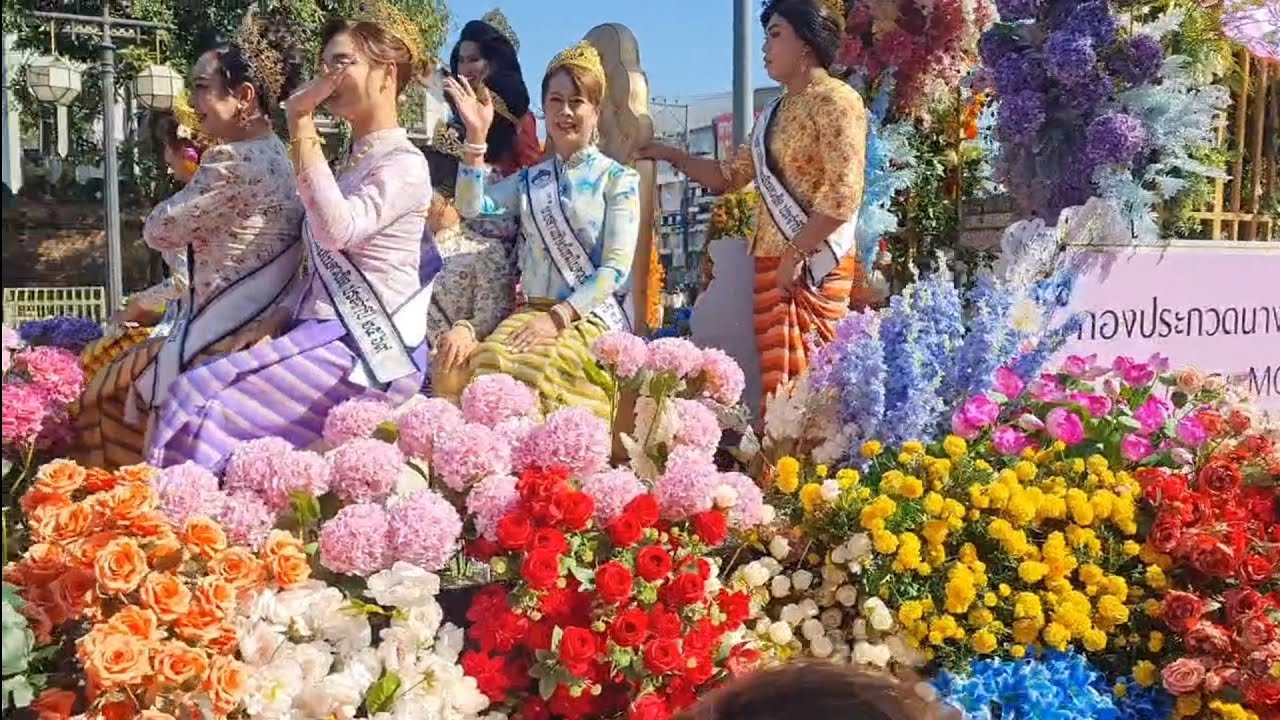 49th Chiang Mai Flower Festival 2026 Parade | Stunning Floral Floats Take Over the City