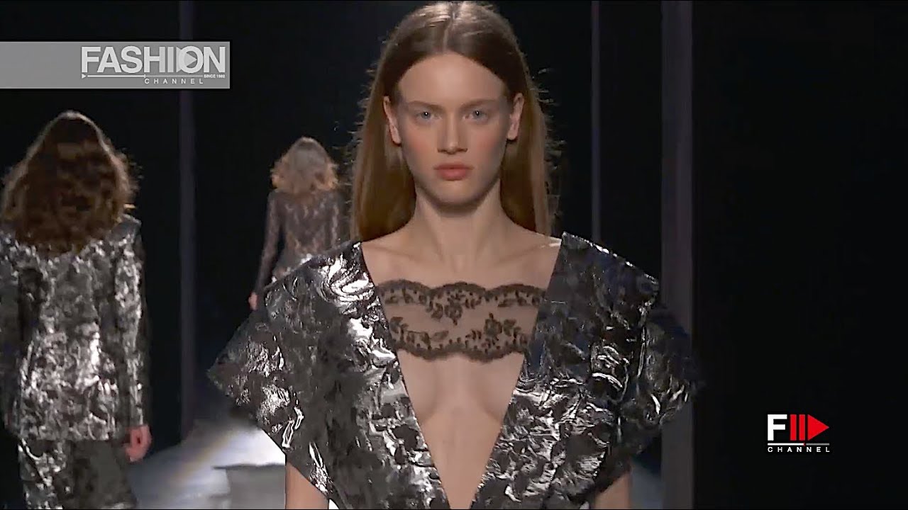 CHRISTOPHER KANE Fall 2018/2019 London - Fashion Channel