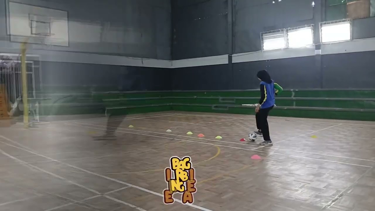 TUGAS 4 ( DRIBBLING ) MK PEMBELAJARAN FUTSAL 