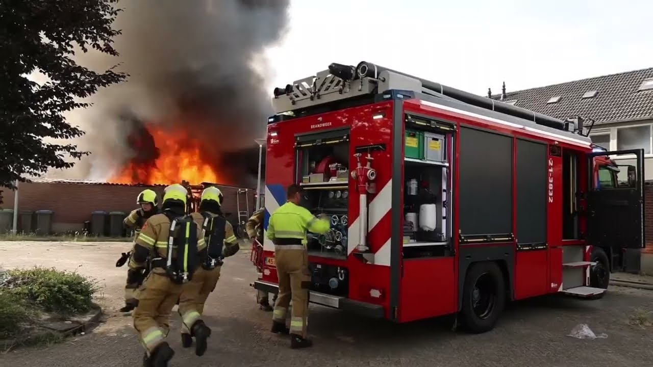 Drie woningen onbewoonbaar door brand in Uden