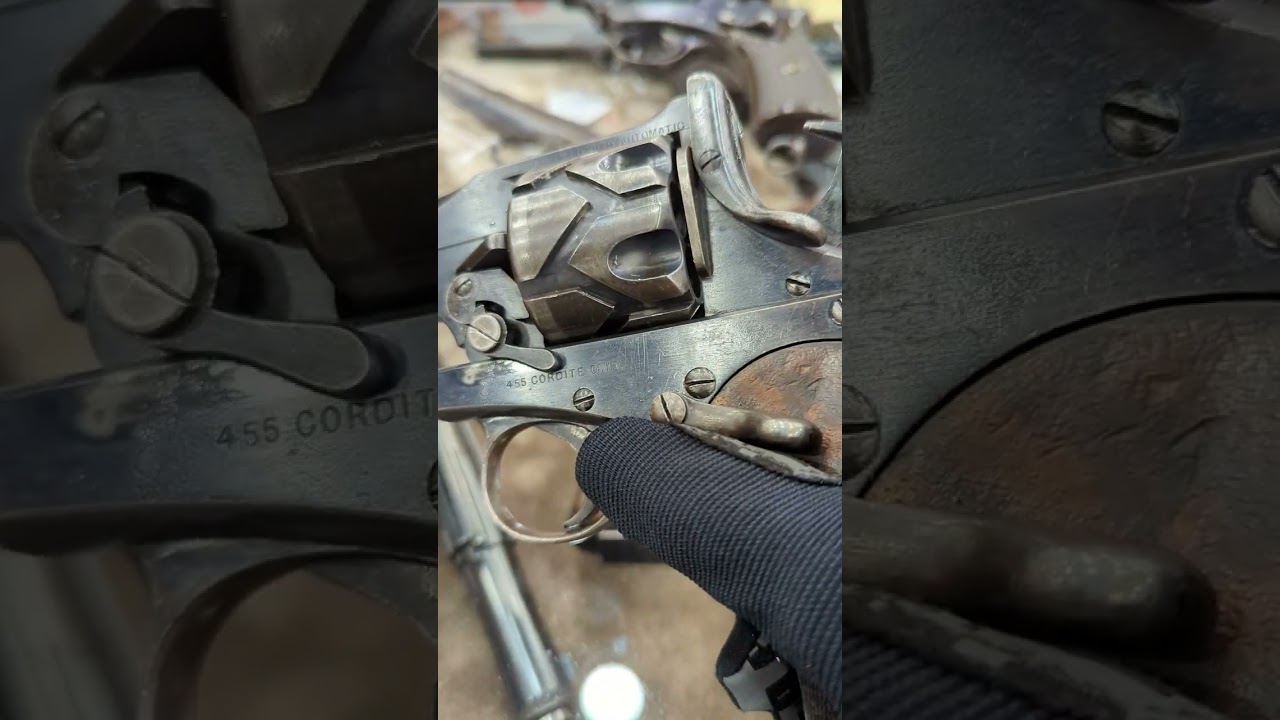 Automatic Revolver | Slide Recoil Rotation | Early Model Webley Fosbery | .455 6-Shot SAO