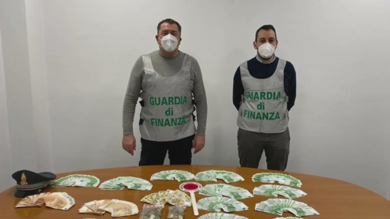 Compro oro abusivo, imprenditore nei guai