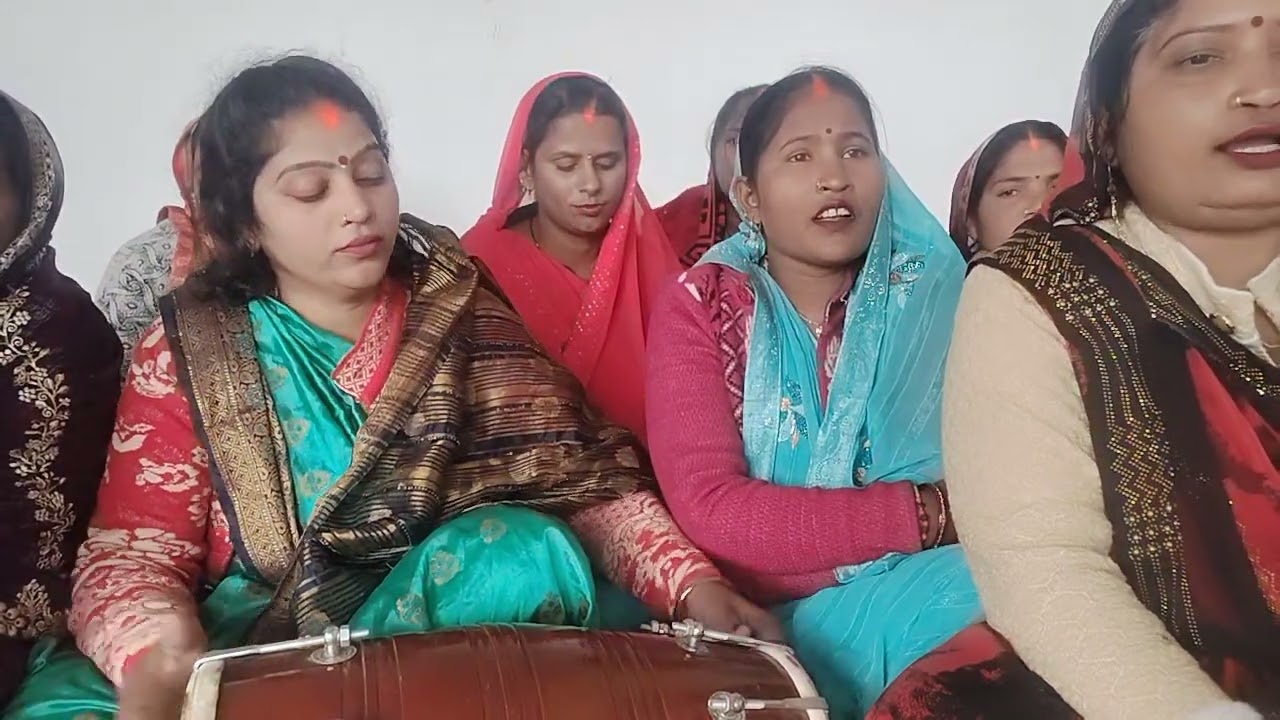 बेटी विवाह गीत||दहेज गीत सभी भाभियों के साथ||एक बार जरूर सुने