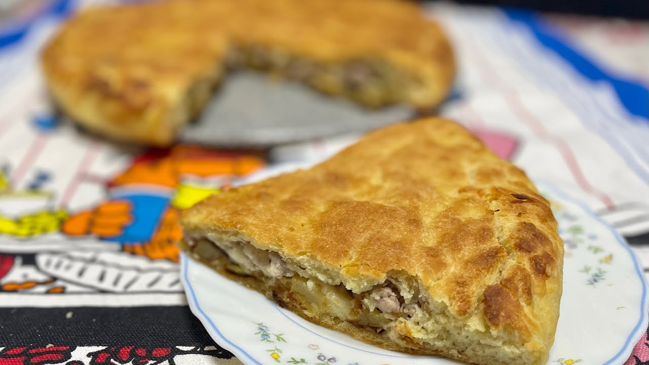 Scacciata catanese con patate e salsiccia