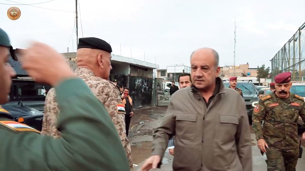 وزير الدفاع يحضر مجلس عزاء الشهيد البطل الملازم أول علي حسين غاوي