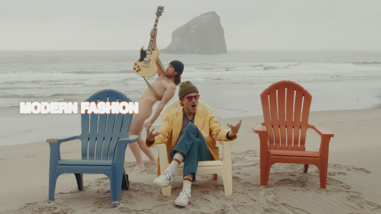 The Barbarians of California - &ldquo;Modern Fashion&rdquo; - (Official Music Video)