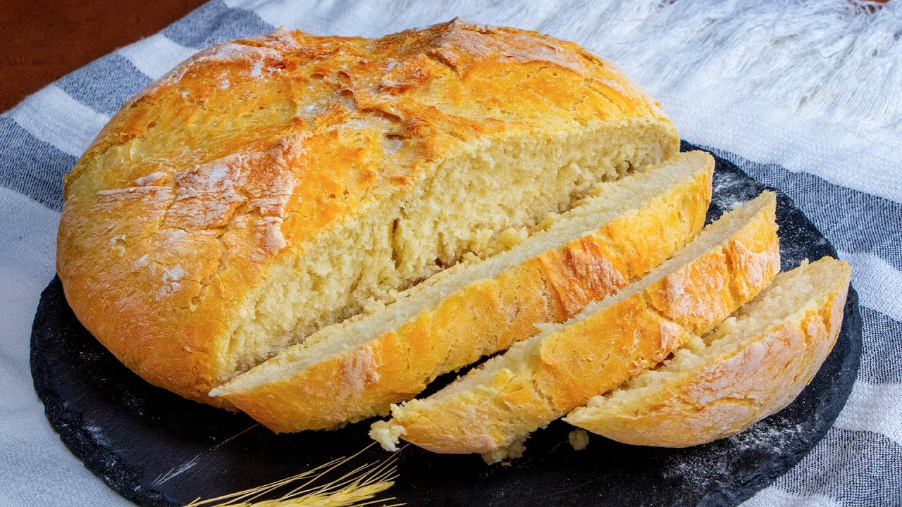 SEM AMASSAR.  Pão caseiro pronto em 3 minutos. Uma receita muito simples!| Gostoso.tv
