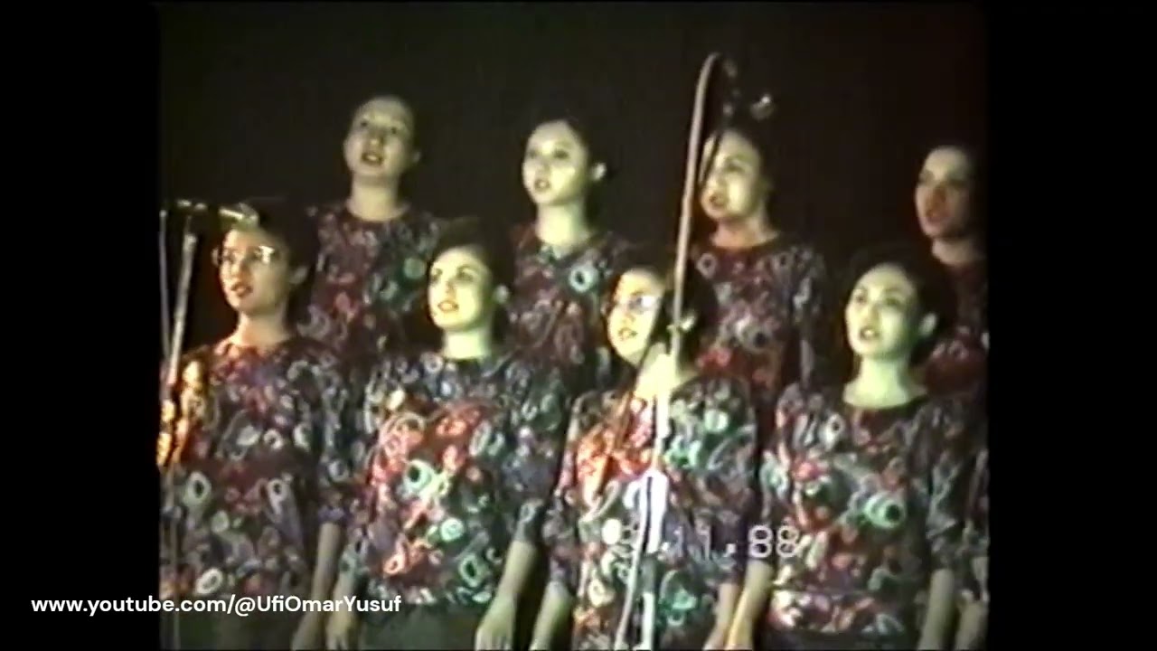 Mama di Acara RS Jakarta, Nov 1988