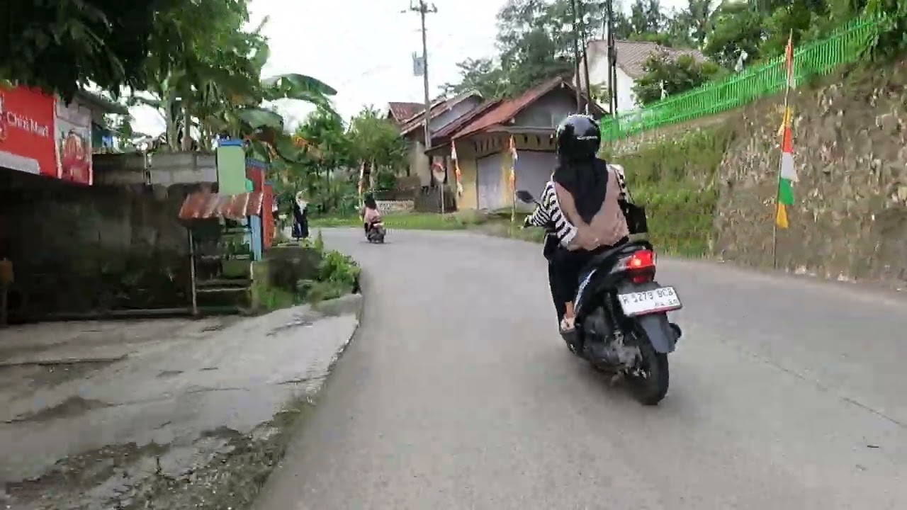 Motor Hampir Nyerah! Menyusuri Jalan Desa Planjan ke Bengkel Motor Kuripan Cilacap