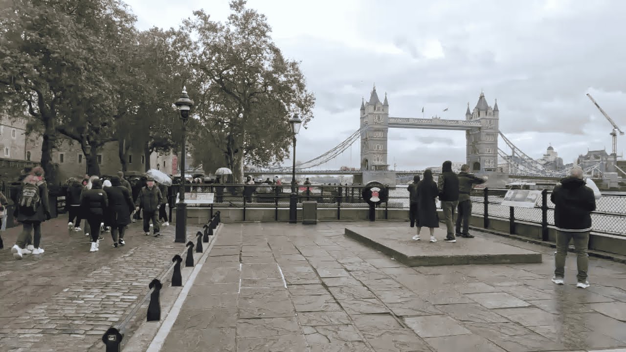Thames Path: Embankment Garden to Tower of London